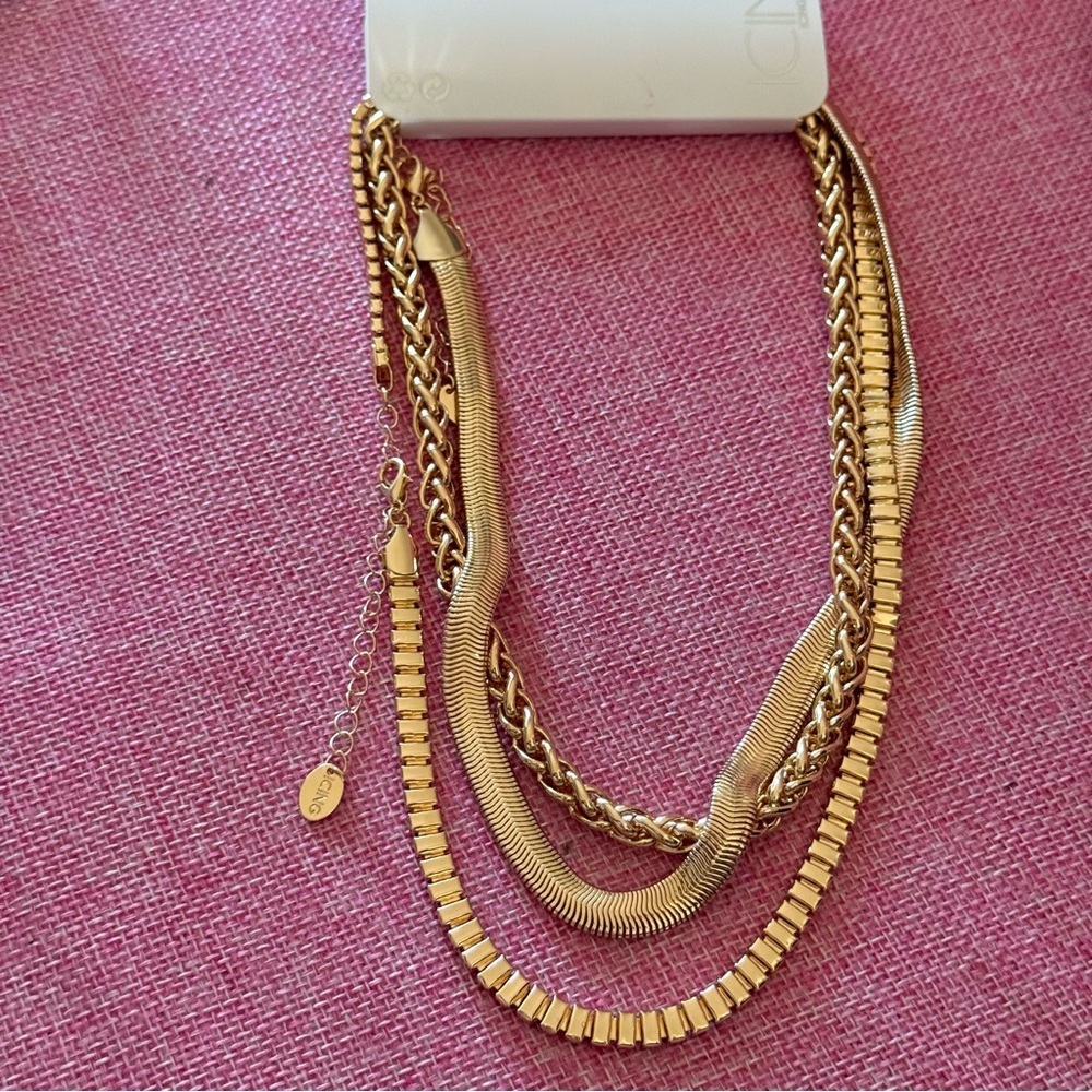Icing necklace